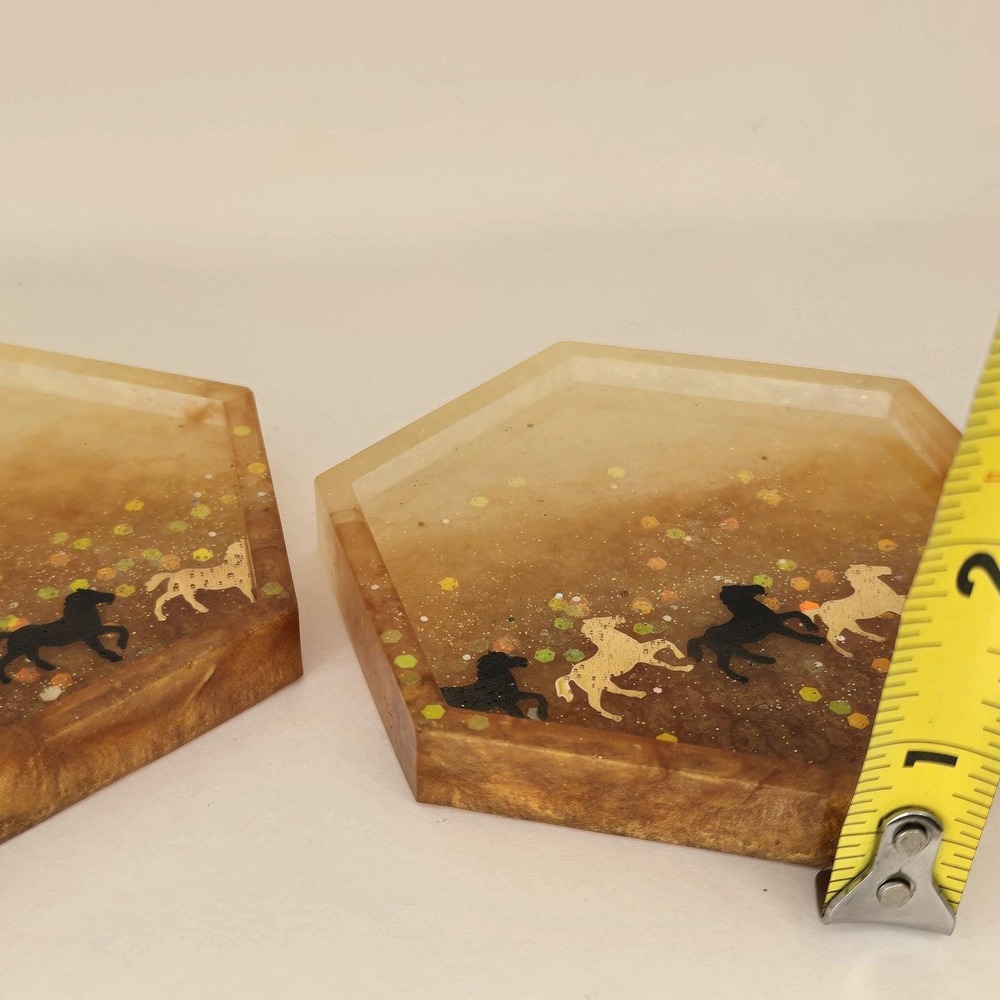 Horses Hexagon w/ Pads Coaster Trinket Tray Set Glitter Gold Ombre Amber Brown - Picture 11 of 12
